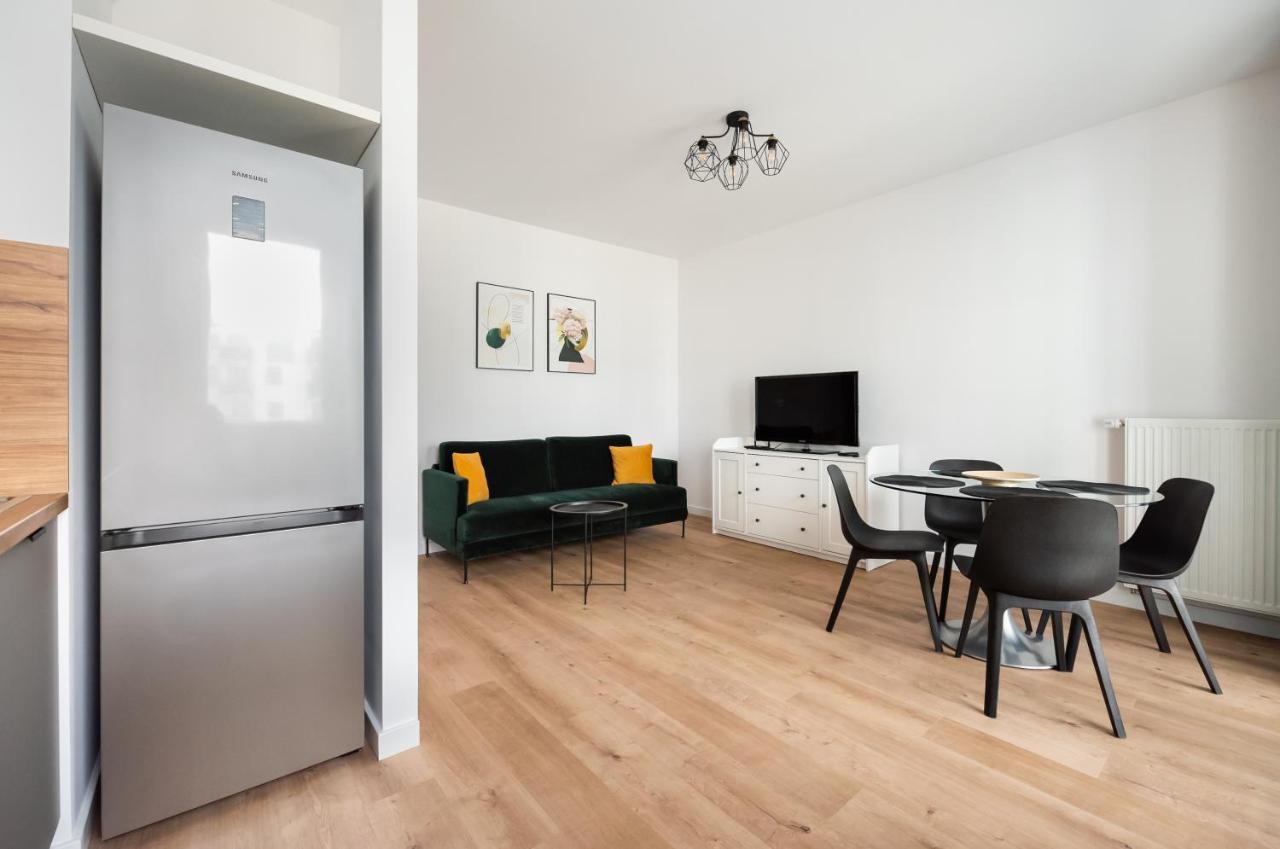 Ursynow Klobucka Comfort Apartment Varşovia Exterior foto