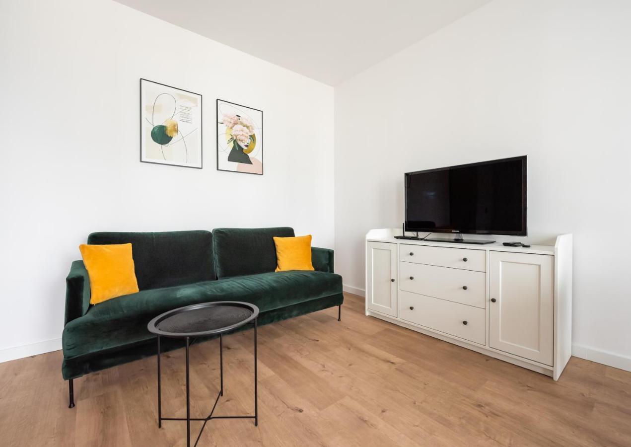 Ursynow Klobucka Comfort Apartment Varşovia Exterior foto